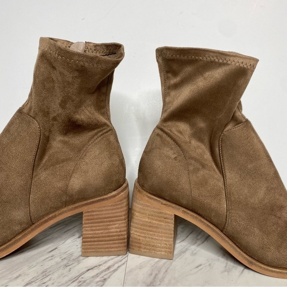 Dolce Vita Indiga Faux Suede Brown Heeled Bootie 9 - Picture 8 of 13